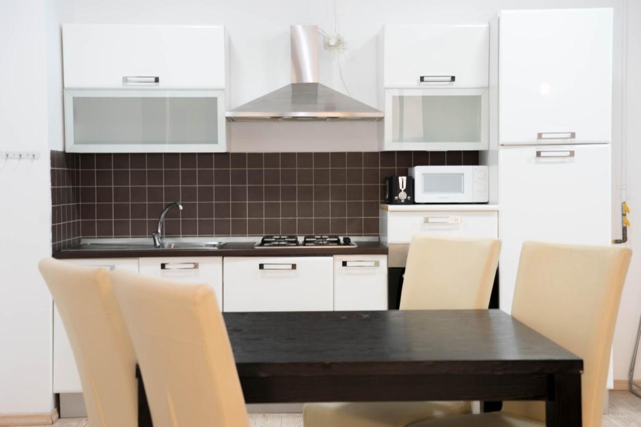 Lake Boutique Apartments & Rooms Mamaia Exteriör bild