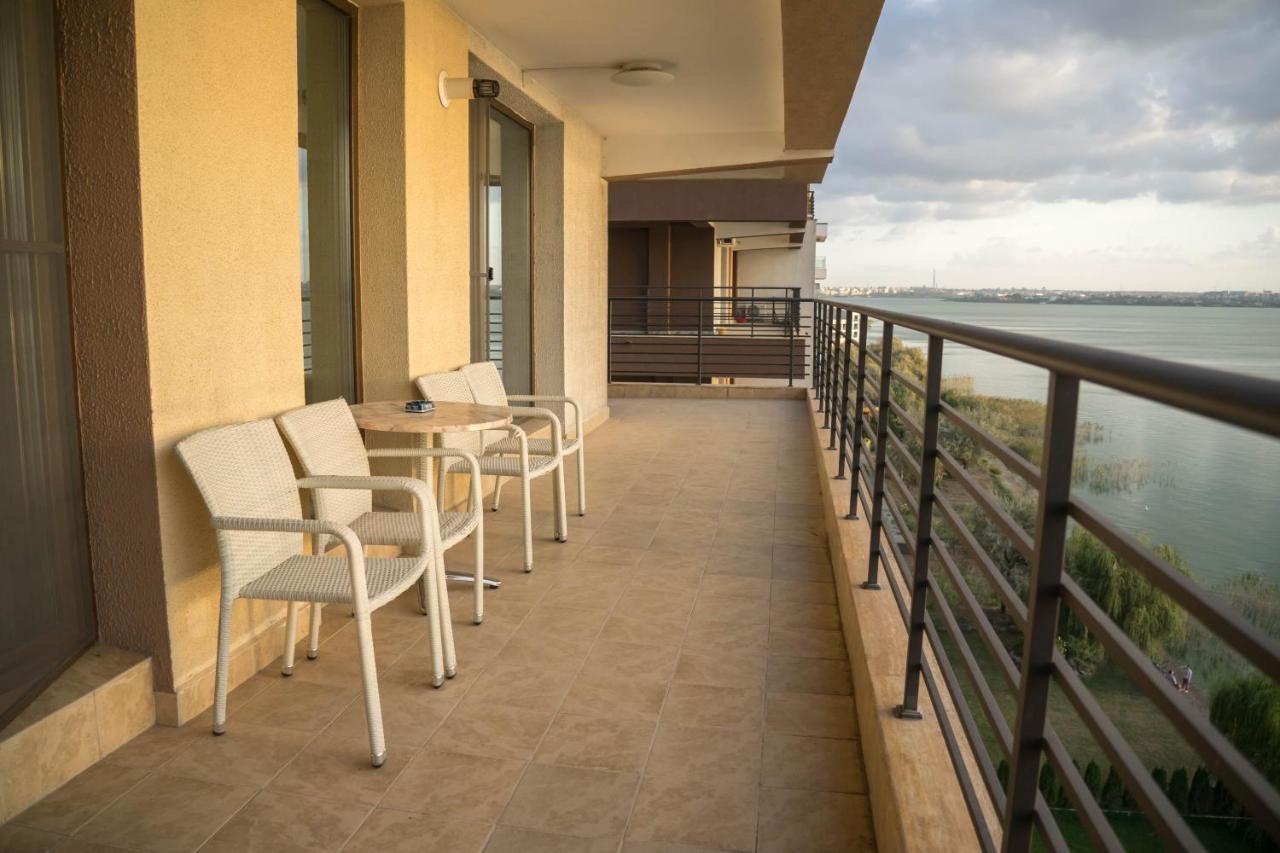 Lake Boutique Apartments & Rooms Mamaia Exteriör bild