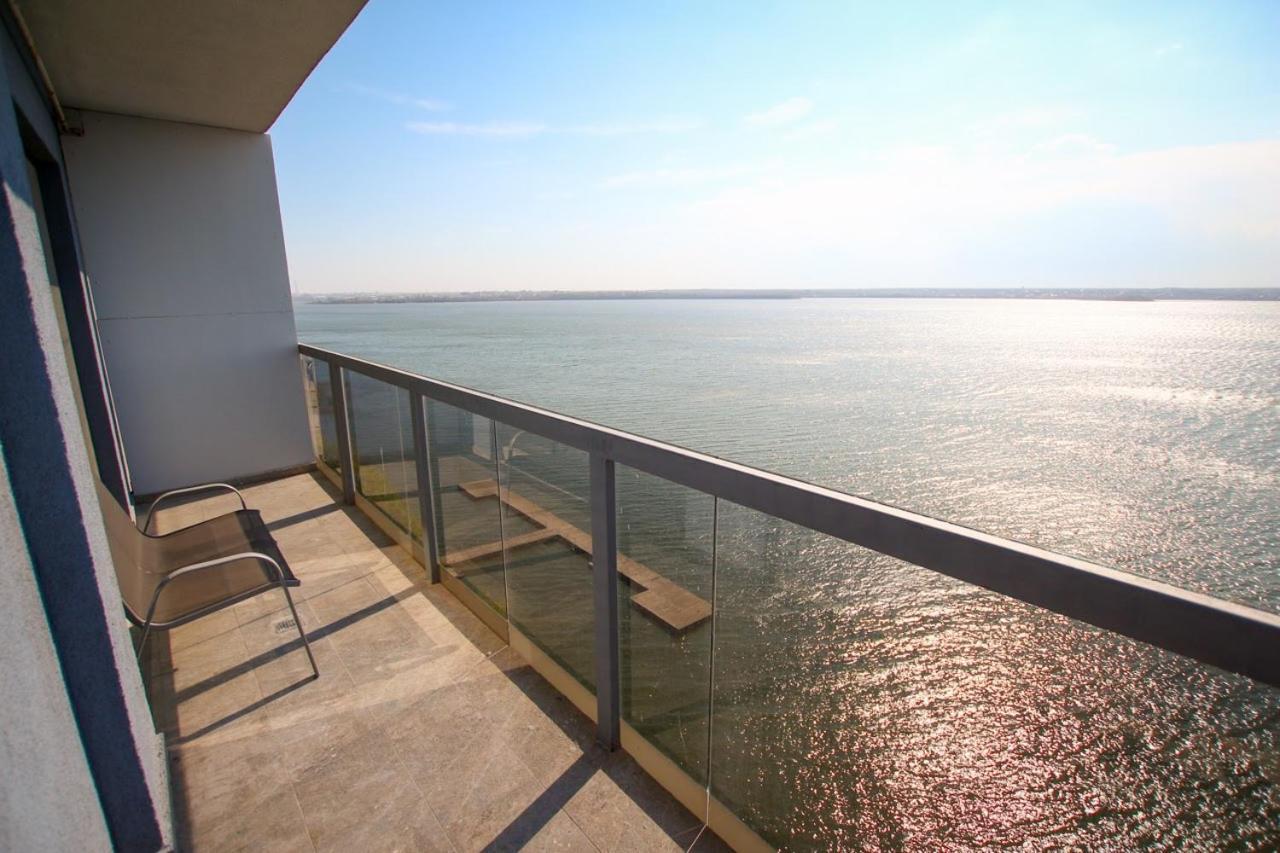 Lake Boutique Apartments & Rooms Mamaia Exteriör bild
