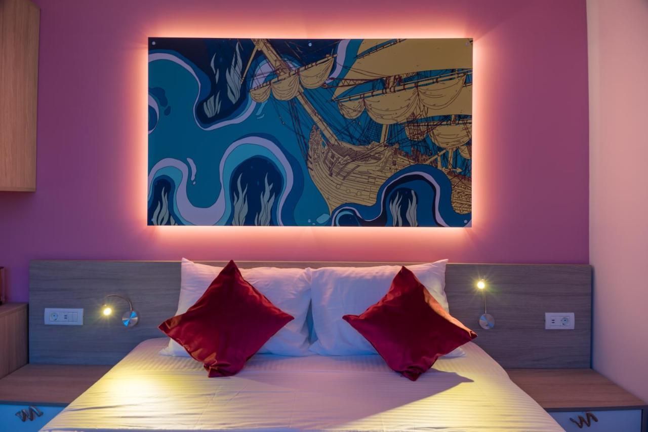Lake Boutique Apartments & Rooms Mamaia Exteriör bild