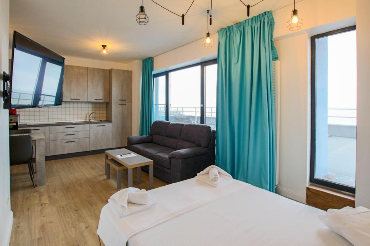 Lake Boutique Apartments & Rooms Mamaia Exteriör bild